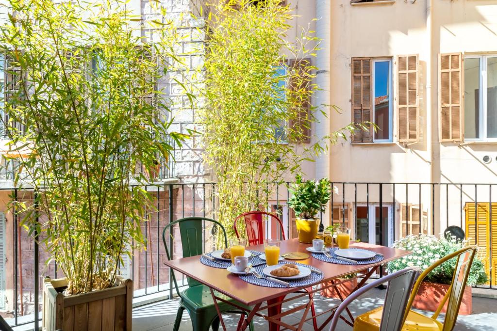 L'Abeille - Boutique Apartments