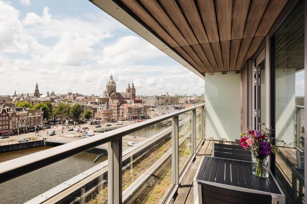 DoubleTree by Hilton Amsterdam Centraal Station