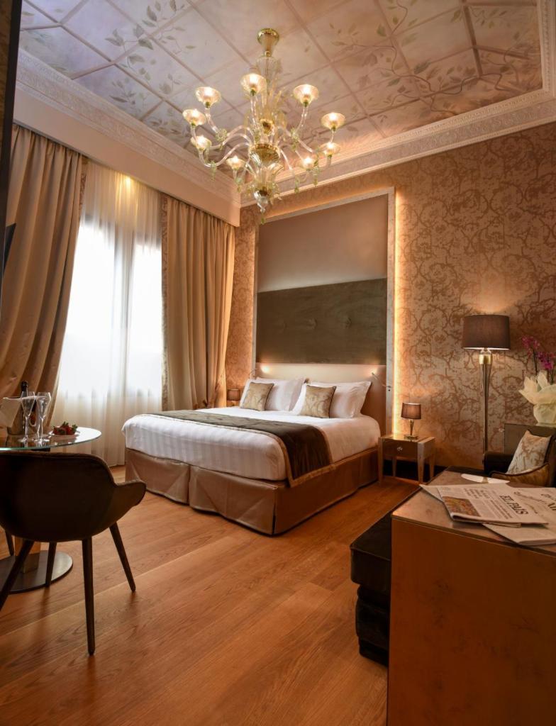 Santa Croce Boutique Hotel