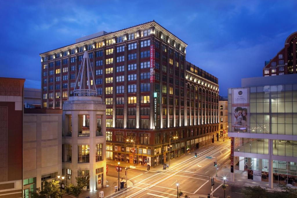 Embassy Suites Saint Louis - Downtown