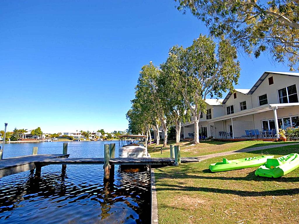 Noosa Entrance Waterfront Resort