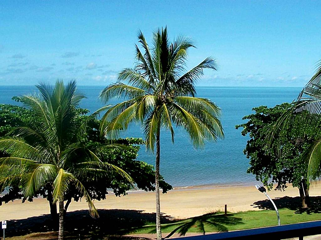 Beachfront Apartments on Trinity Beach